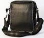 Čierna kožená taška cez telo (crossbody) s ozdobným prešívaním